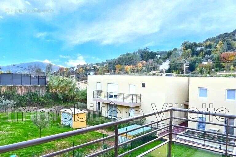 Appartement à LA COLLE-SUR-LOUP