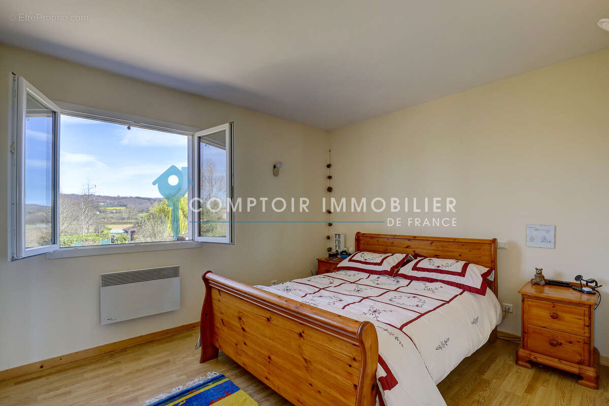 Maison à SAINT-PAUL-CAP-DE-JOUX