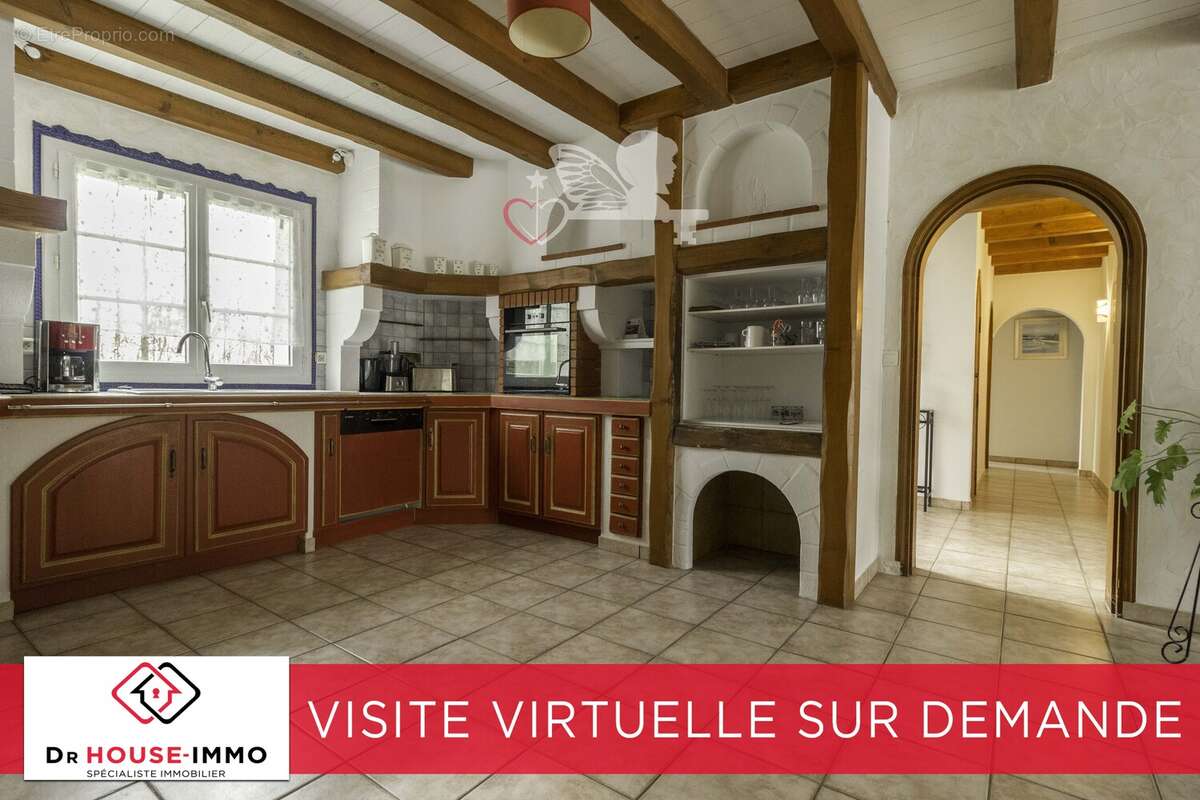 Maison à MOUZEUIL-SAINT-MARTIN