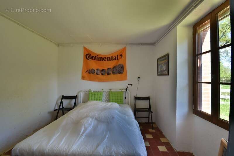 Maison à SAINT-LEGER-MAGNAZEIX