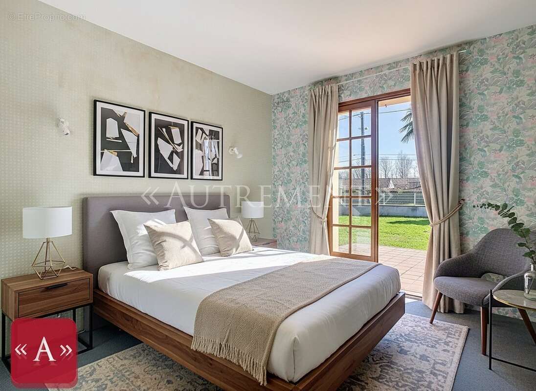 Maison à SAINT-SULPICE