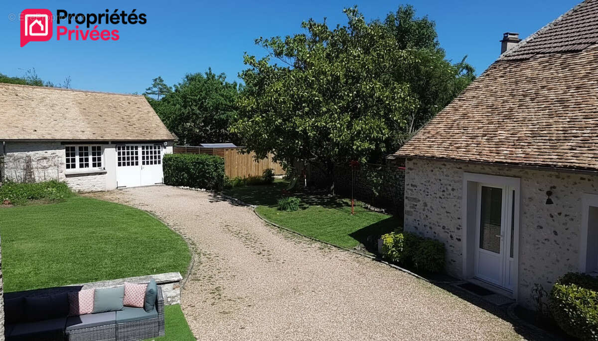Maison à LONGNES
