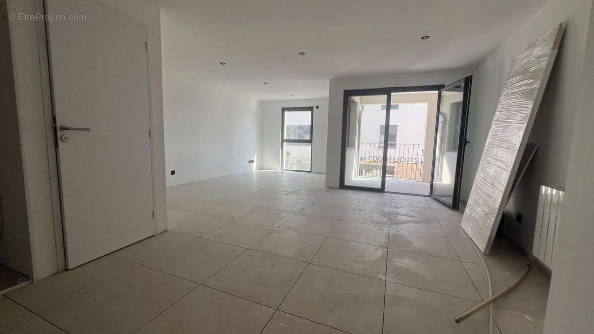 Photo 5 - Appartement à LA TOUR-DE-SALVAGNY