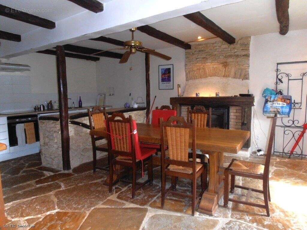 Maison à LEZAY