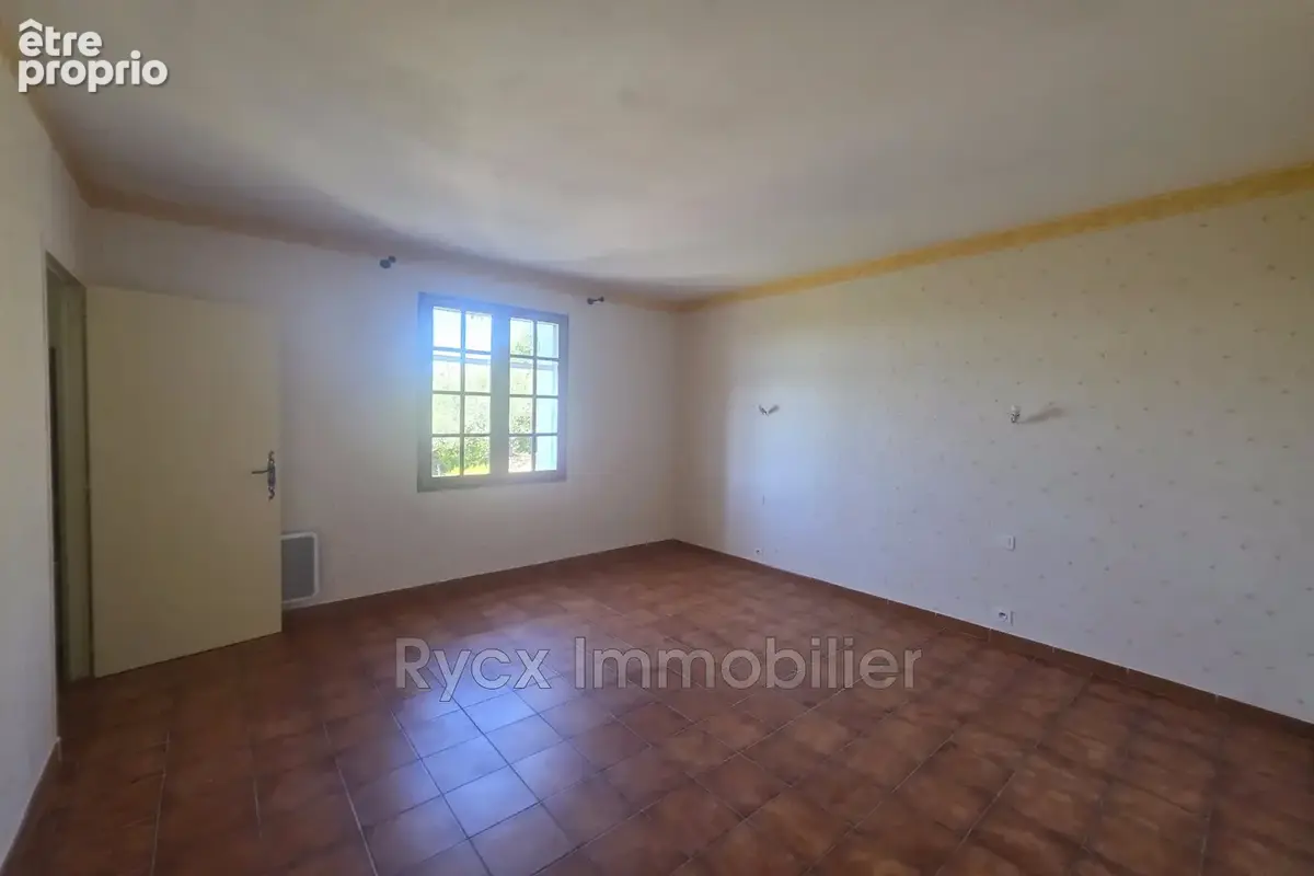Maison à vendre à Saint-Saturnin-Les-Apt (84490) - photo 7