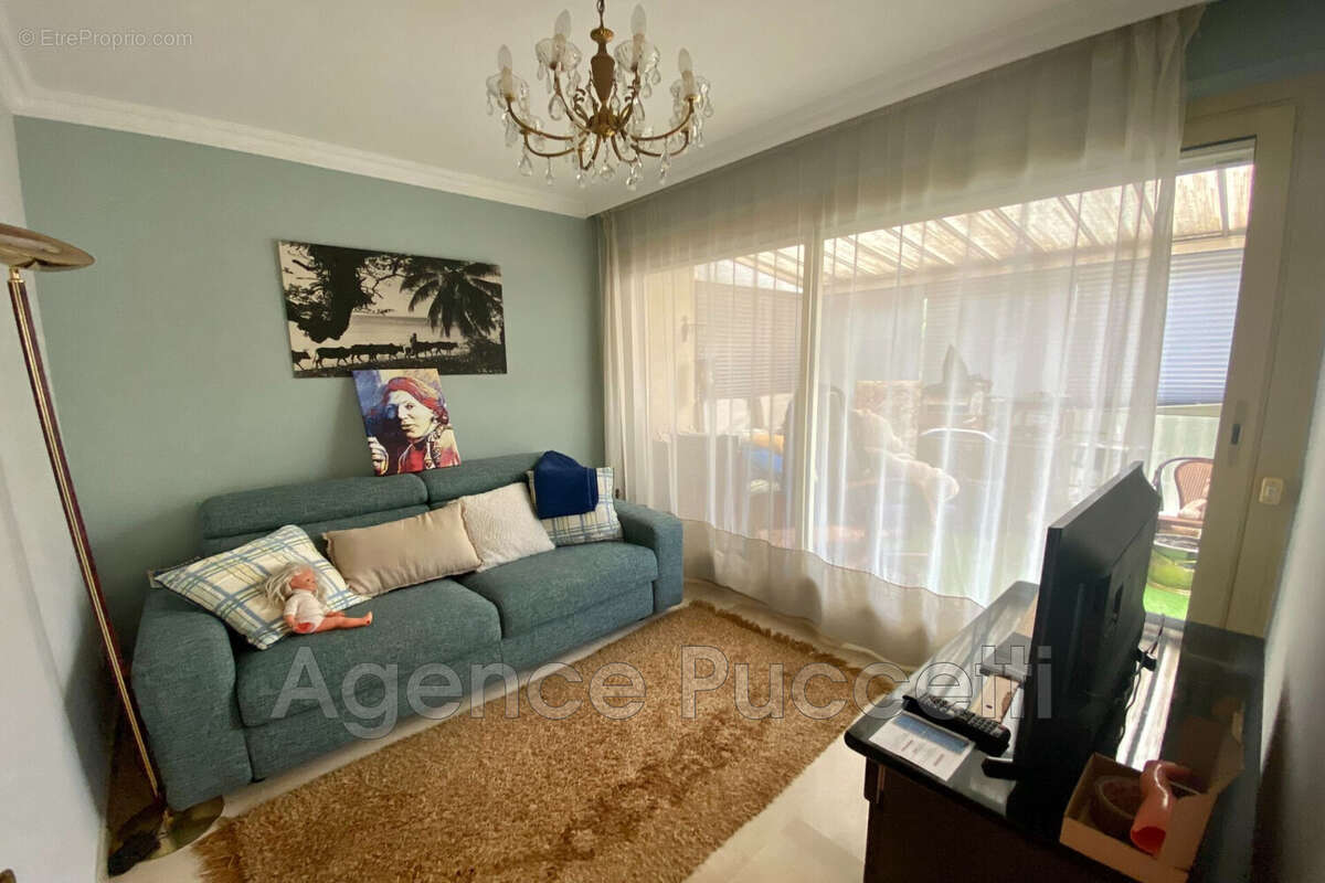 Appartement à VENCE