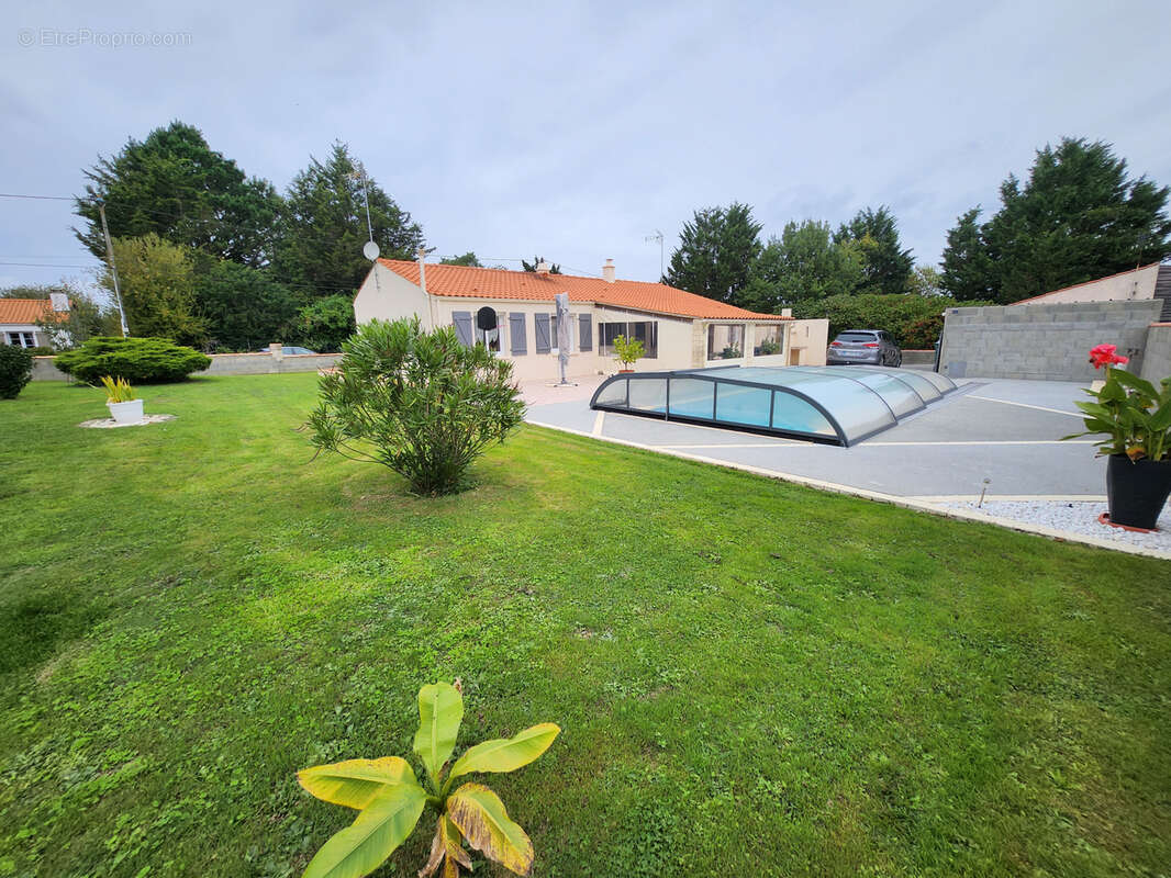 Maison à THIRE