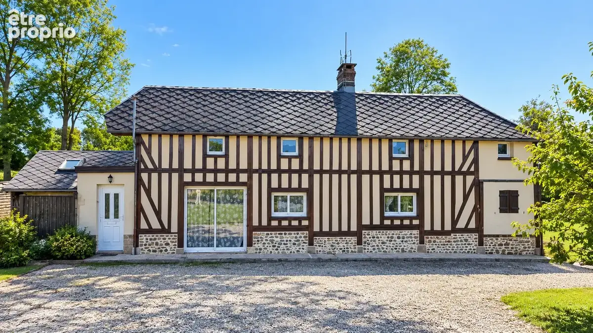 Photo Maison à Saint-Mards-De-Fresne au prix de 222 500€