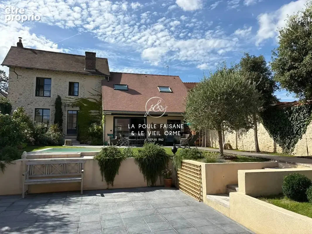 Photo Maison à Rambouillet au prix de 840 000€