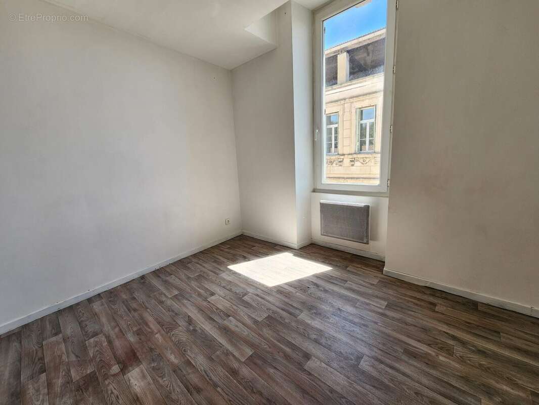 Appartement à SALON-DE-PROVENCE