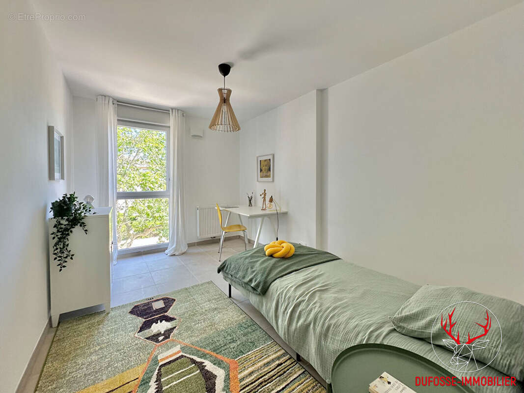 Appartement à SIX-FOURS-LES-PLAGES