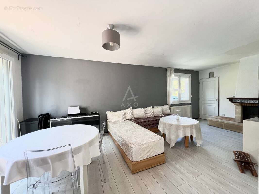 Maison à SAINT-ANDRE-DE-CUBZAC