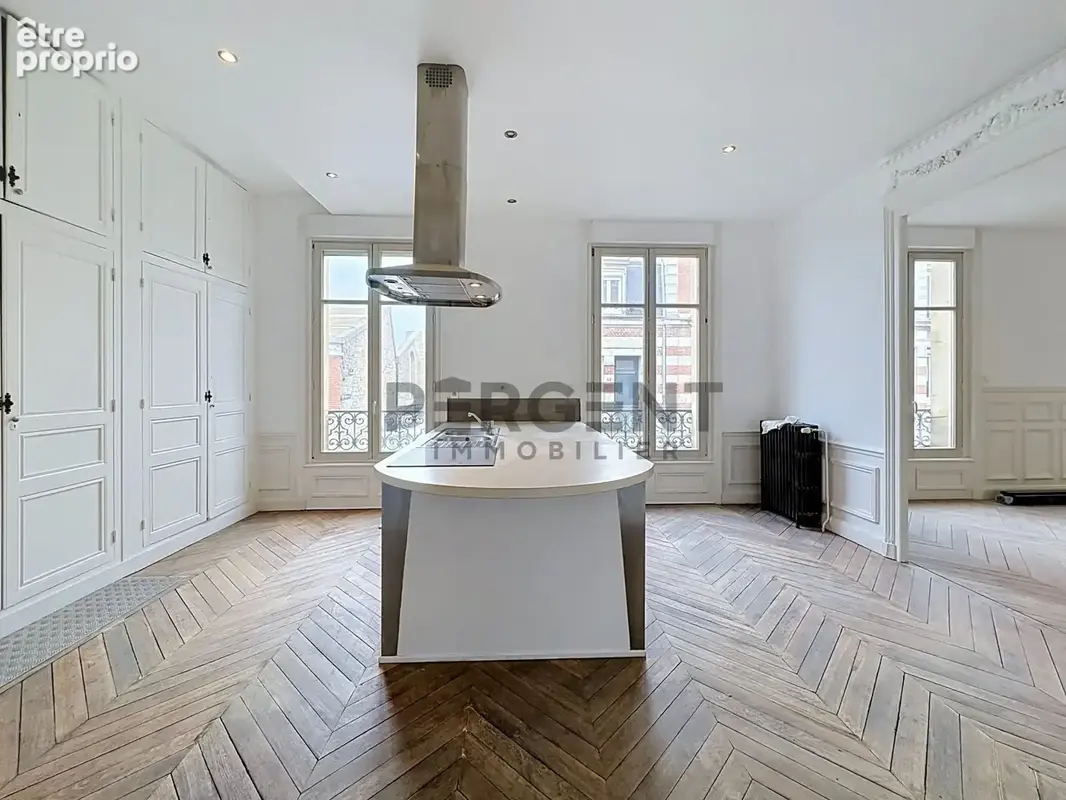 Appartement 4 pièces 96 m² à vendre à Charleville-Mezieres (08000) - photo 4