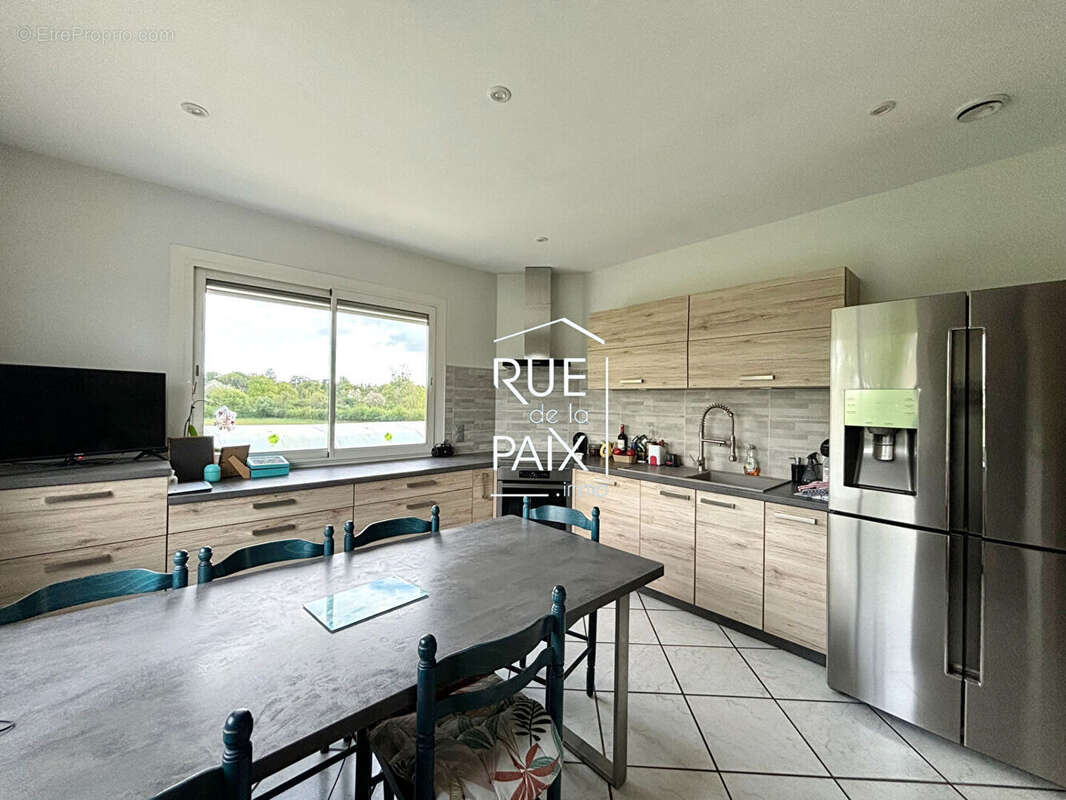 Maison à CHATILLON-SUR-THOUET