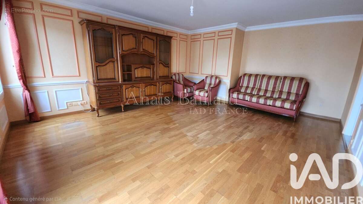 Photo 3 - Appartement à CORBEIL-ESSONNES