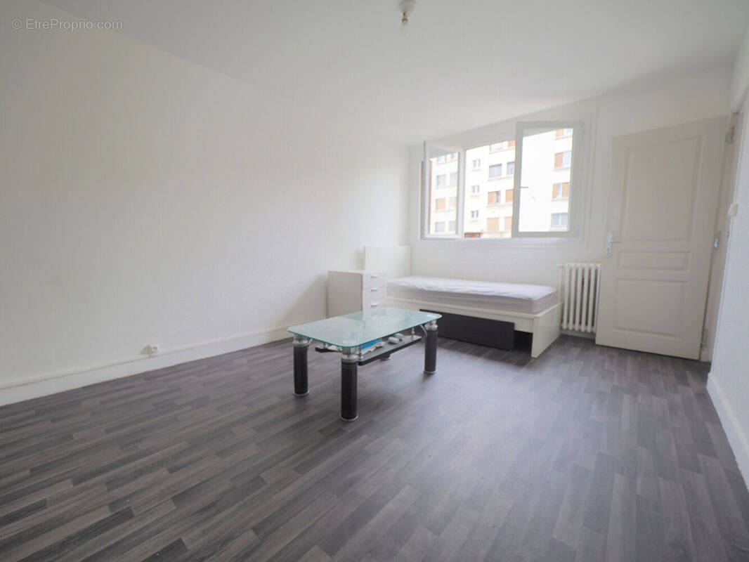 Appartement à ROMAINVILLE