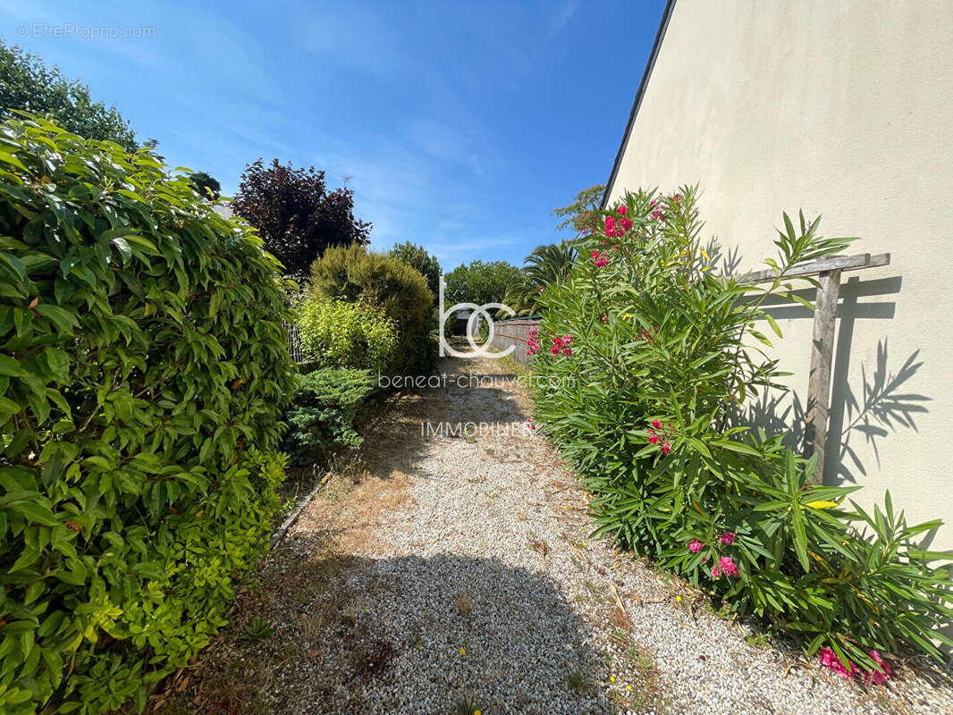 SAINT-GILDAS-DE-RHUYS - Maison familiale au cadre champêtre, proche des plages et des commerces ! - photo 17