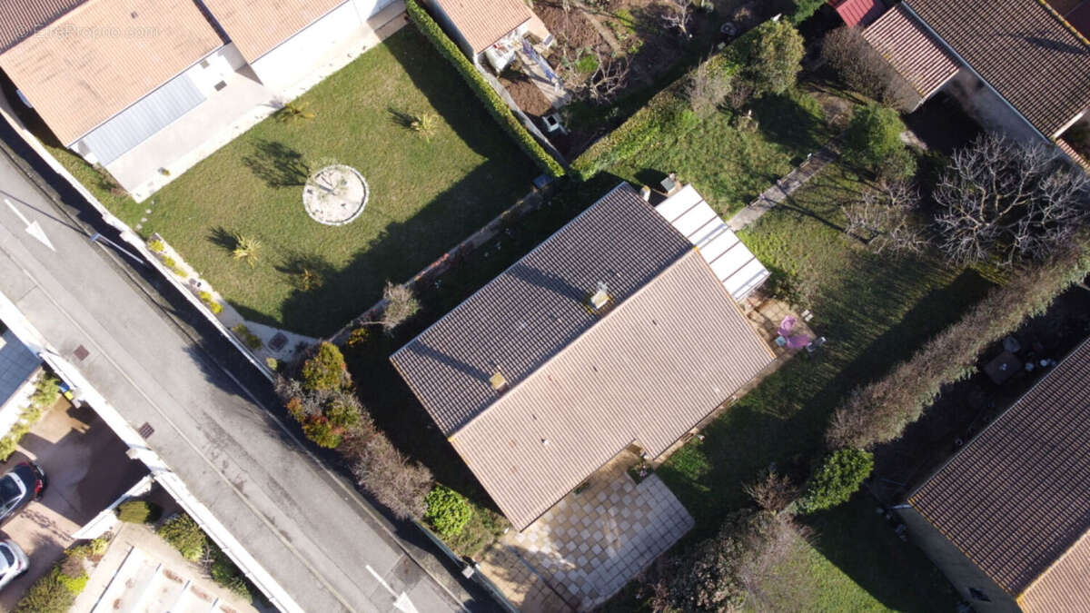 Maison à BOURG-LES-VALENCE