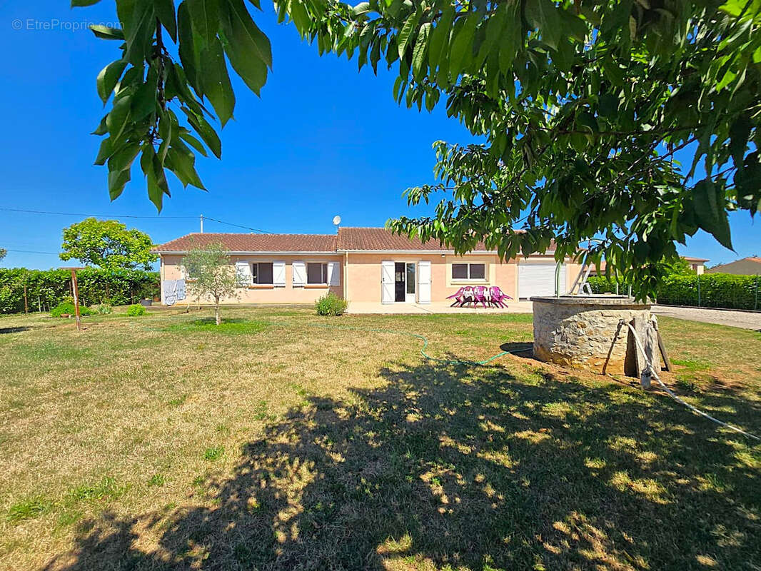Vaste plain pied familial  avec grand jardin - photo 2