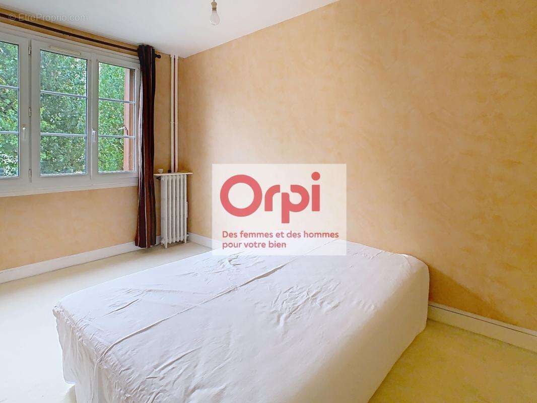 Appartement à ISSY-LES-MOULINEAUX