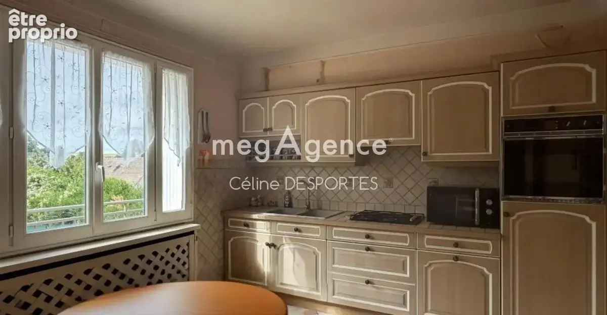 Guerville (78) — Maison d'environ 115 m² avec jardin - photo 4