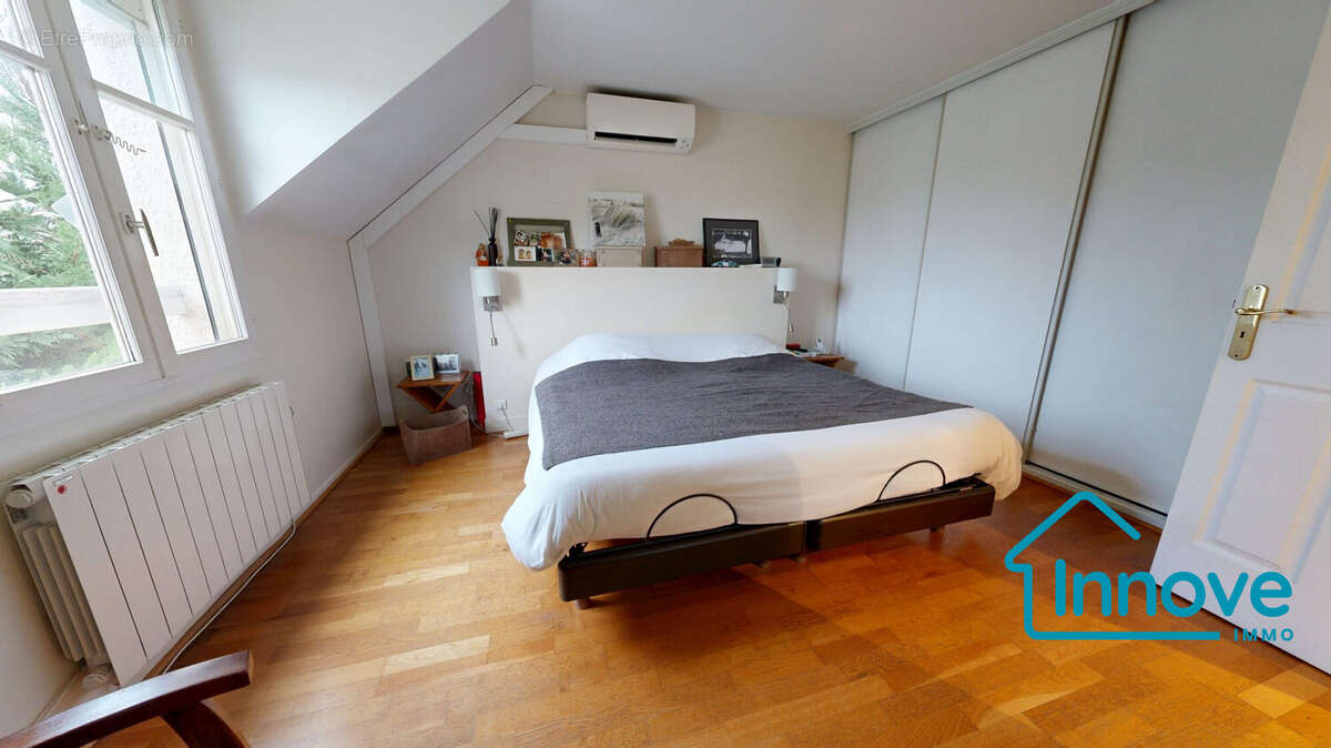 Chambre parentale  - Maison à MONTESSON