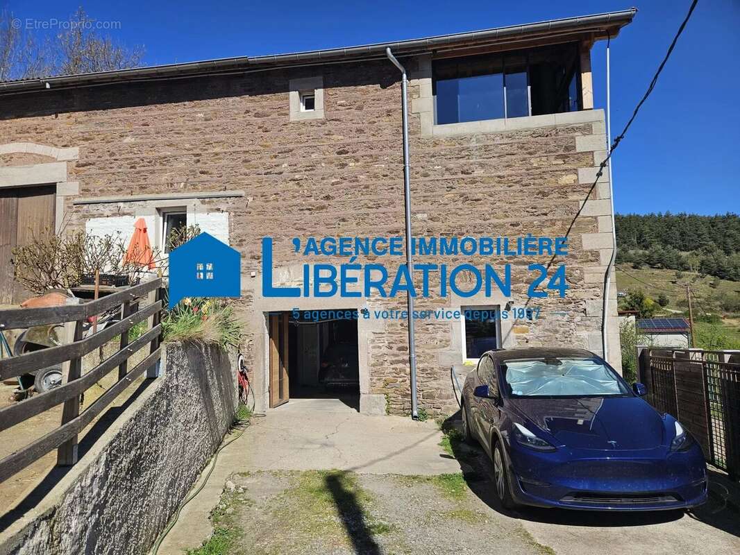 Maison à LA VALLA-EN-GIER