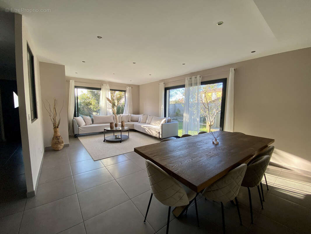 Maison à SALON-DE-PROVENCE