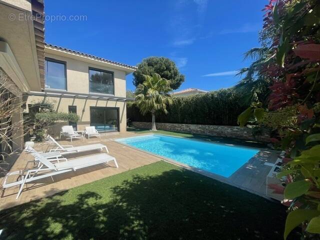 Maison à SANARY-SUR-MER