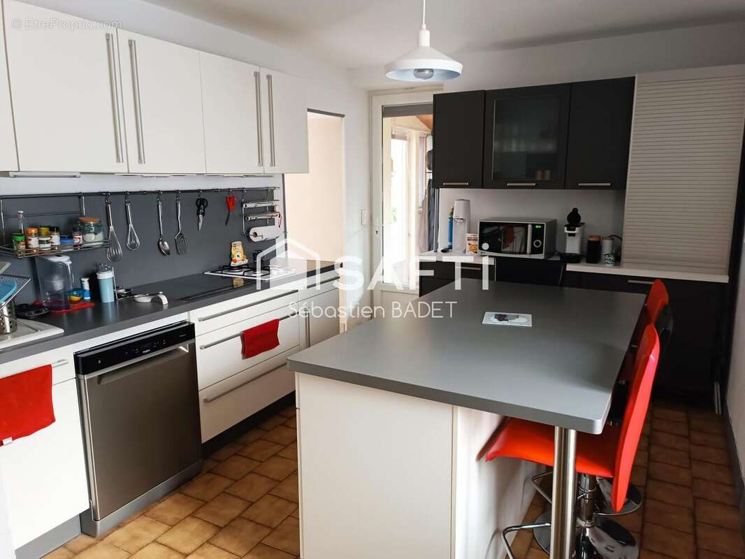 Photo 4 - Maison à LES BORDES
