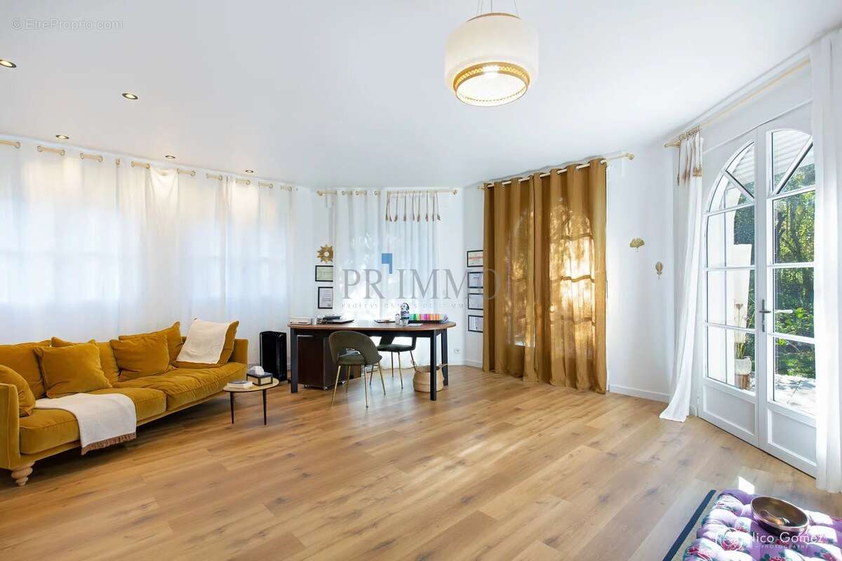 Maison à SAINT-RAPHAEL