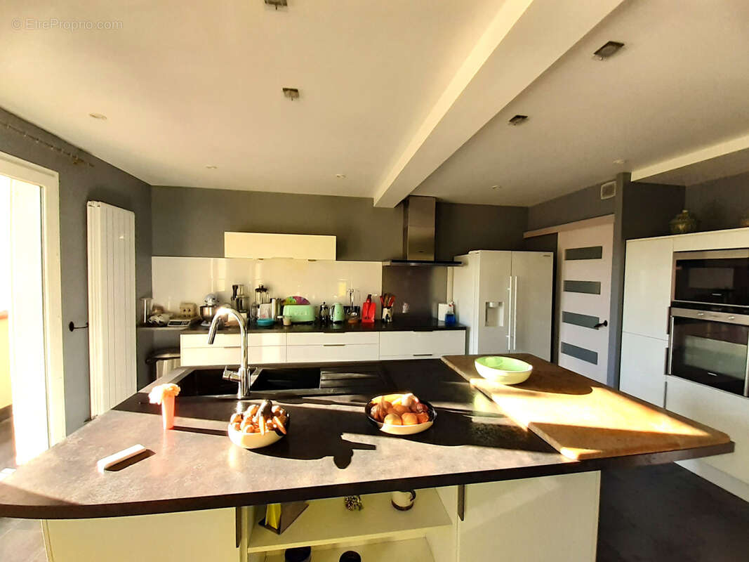 Maison à SAINT-GENIS-DES-FONTAINES