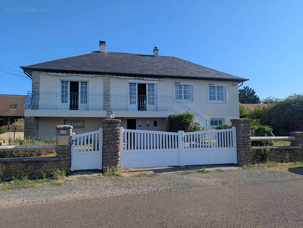 Maison à SAINT-OUEN-SUR-LOIRE