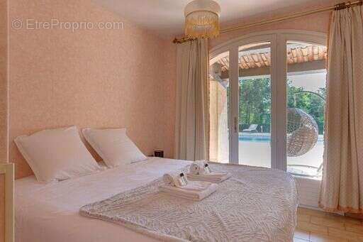 Maison à MOUGINS