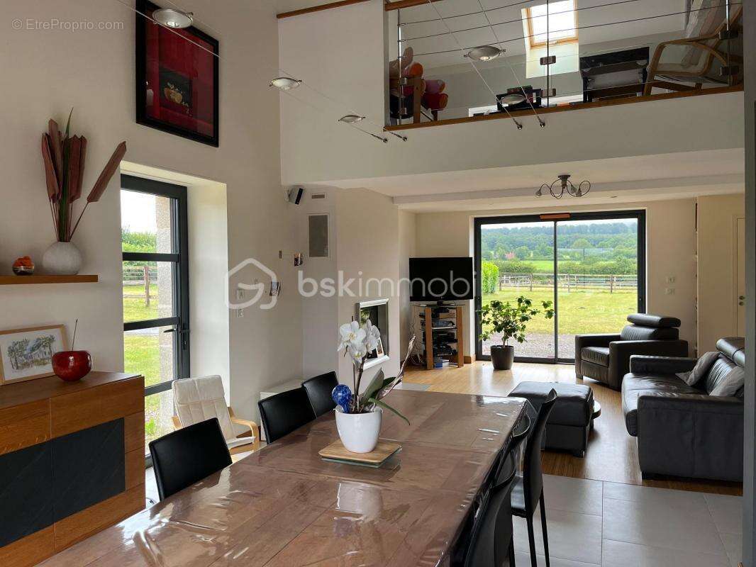 Magnifique propriété avec son exploitation équestre et 37 hectares de terrain - photo 9