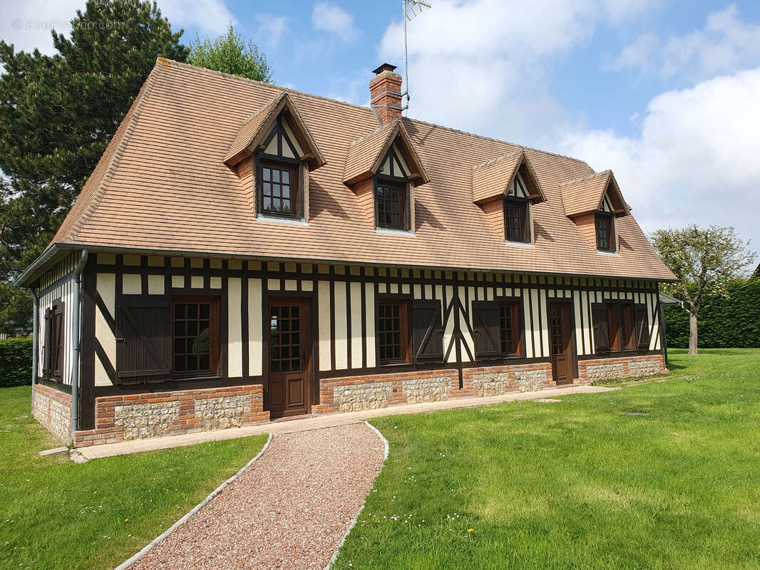 Maison à CORMEILLES