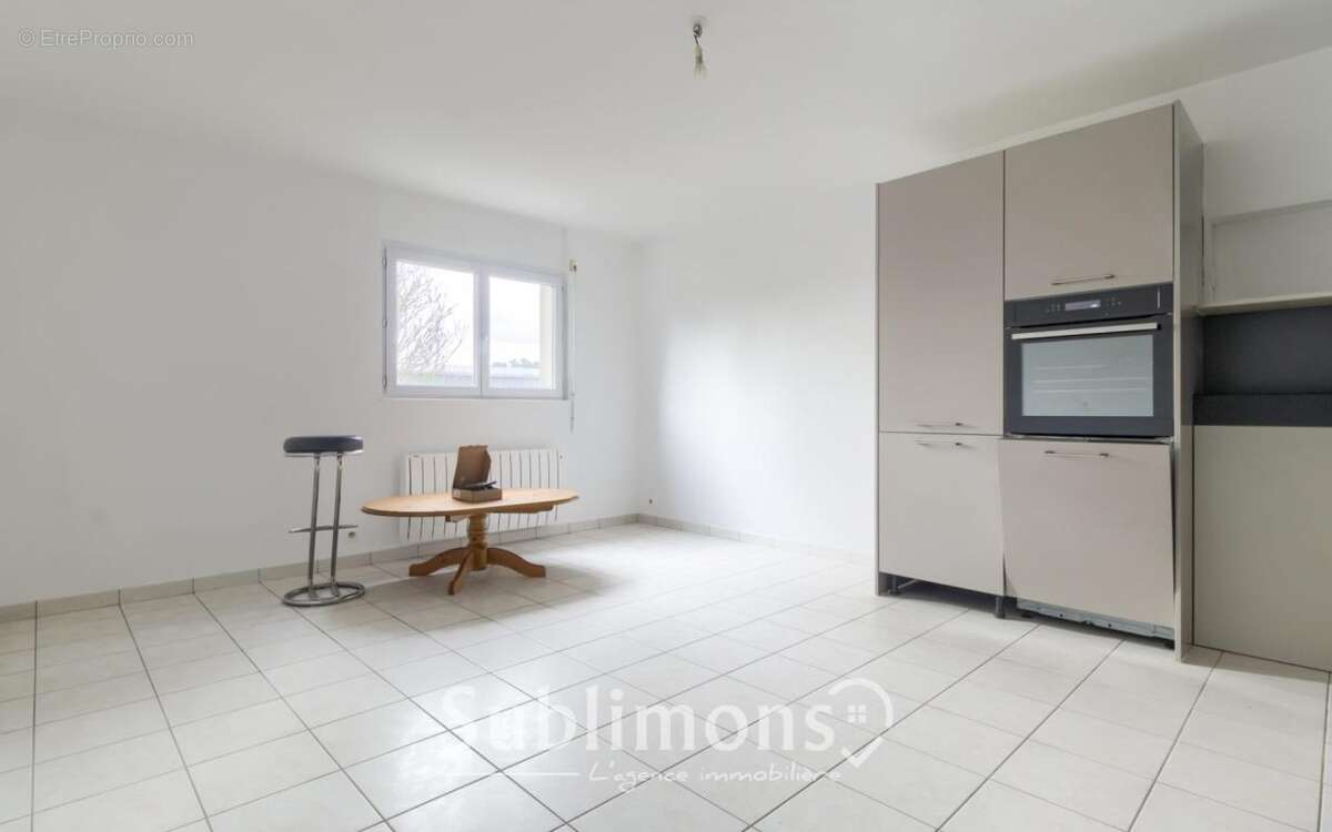 Commerce à MUZILLAC