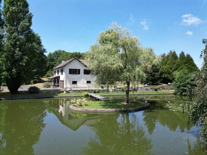 Maison individuelle 4 chambres avec bassin d'agrément et 1 hectare de terrain - photo 34