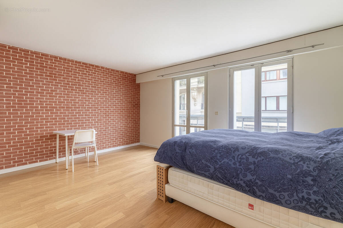 Appartement à PARIS-5E