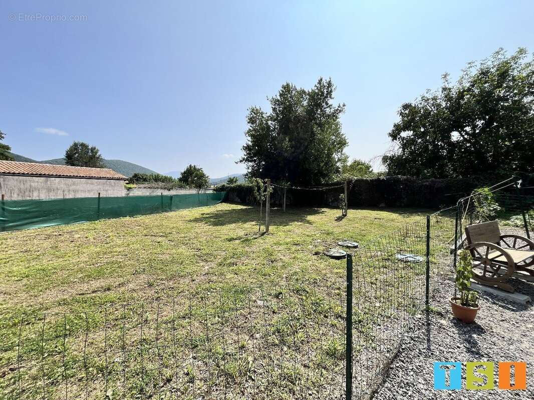 Maison à MARTRES-DE-RIVIERE