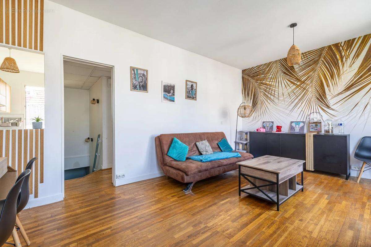Appartement à VILLENEUVE-SAINT-GEORGES