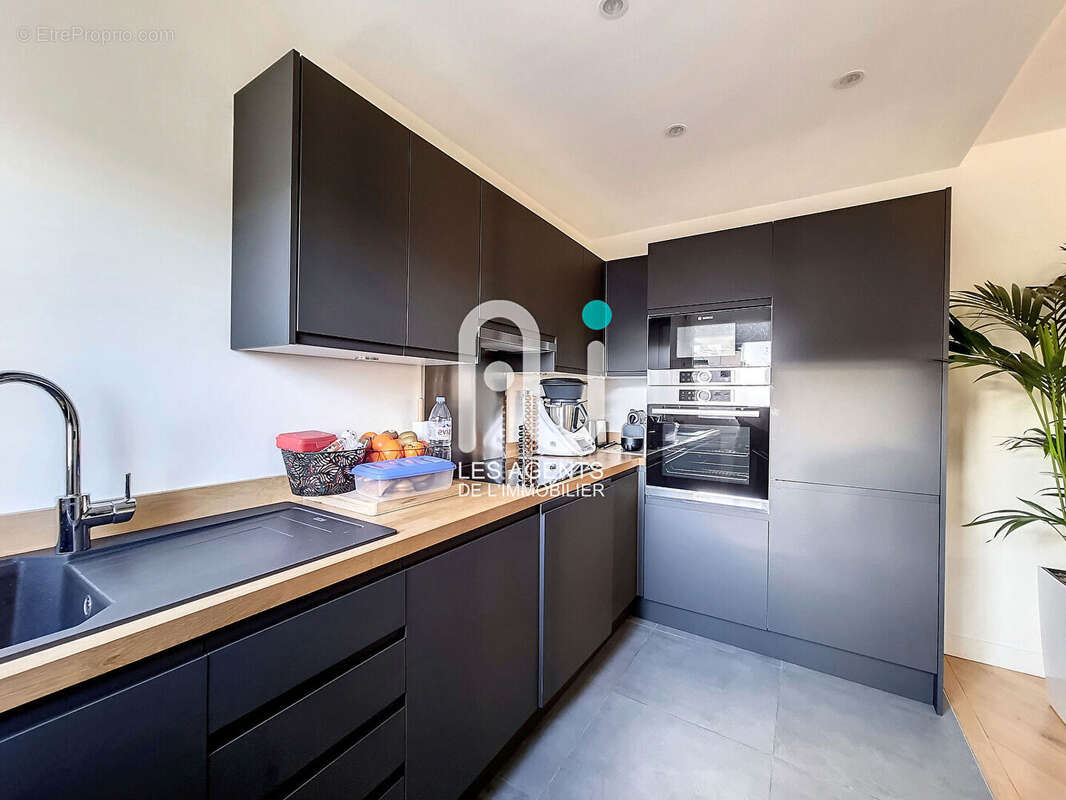 Appartement à ASNIERES-SUR-SEINE