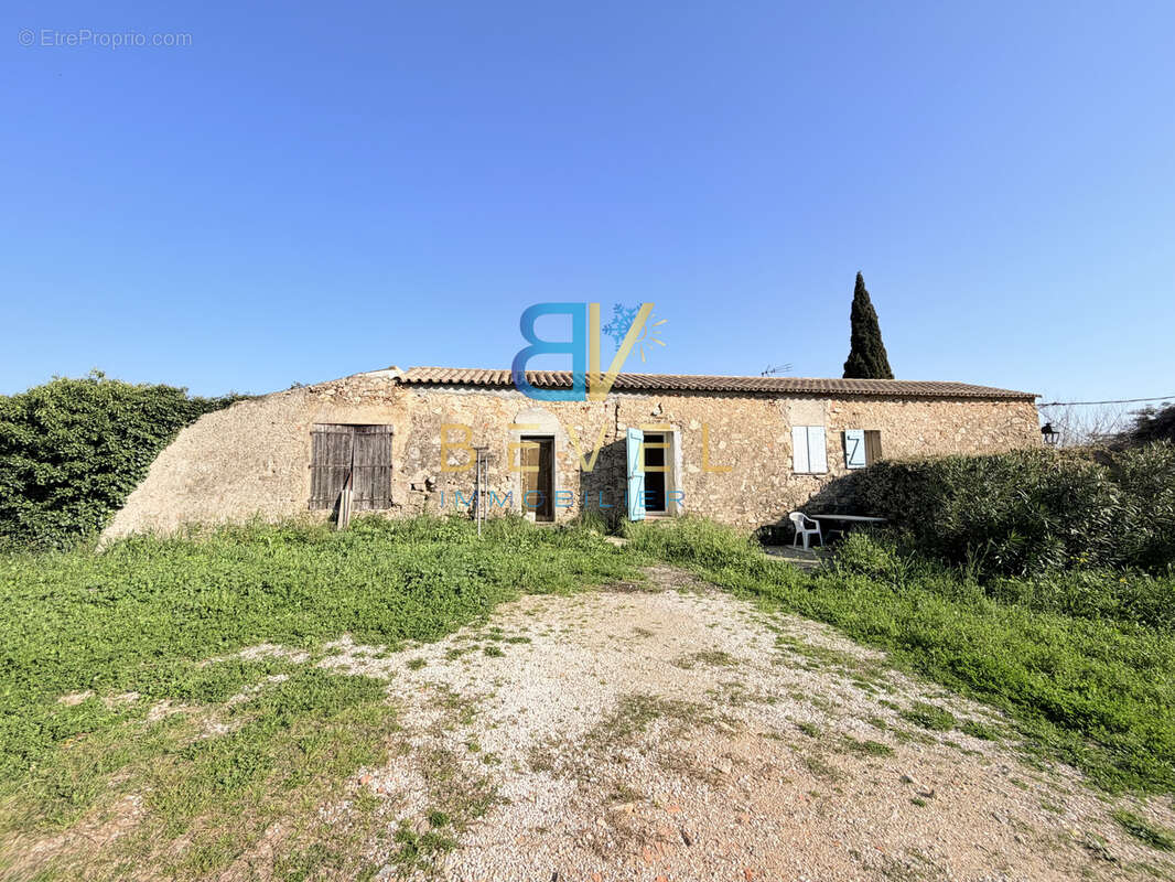 Maison à GRIMAUD