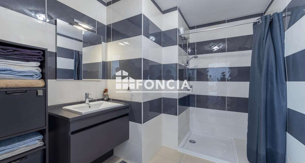 Appartement à LAVERUNE