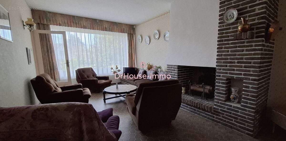 Maison à BRUAY-LA-BUISSIERE