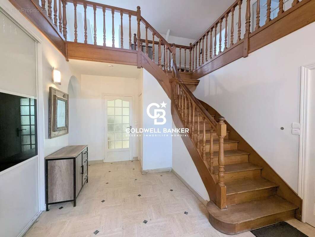 Maison à AZAY-SUR-CHER