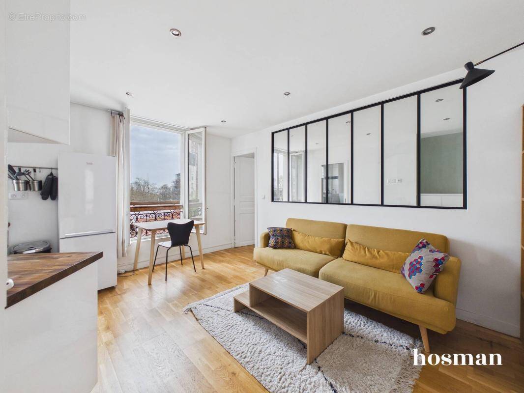 Appartement à PARIS-18E