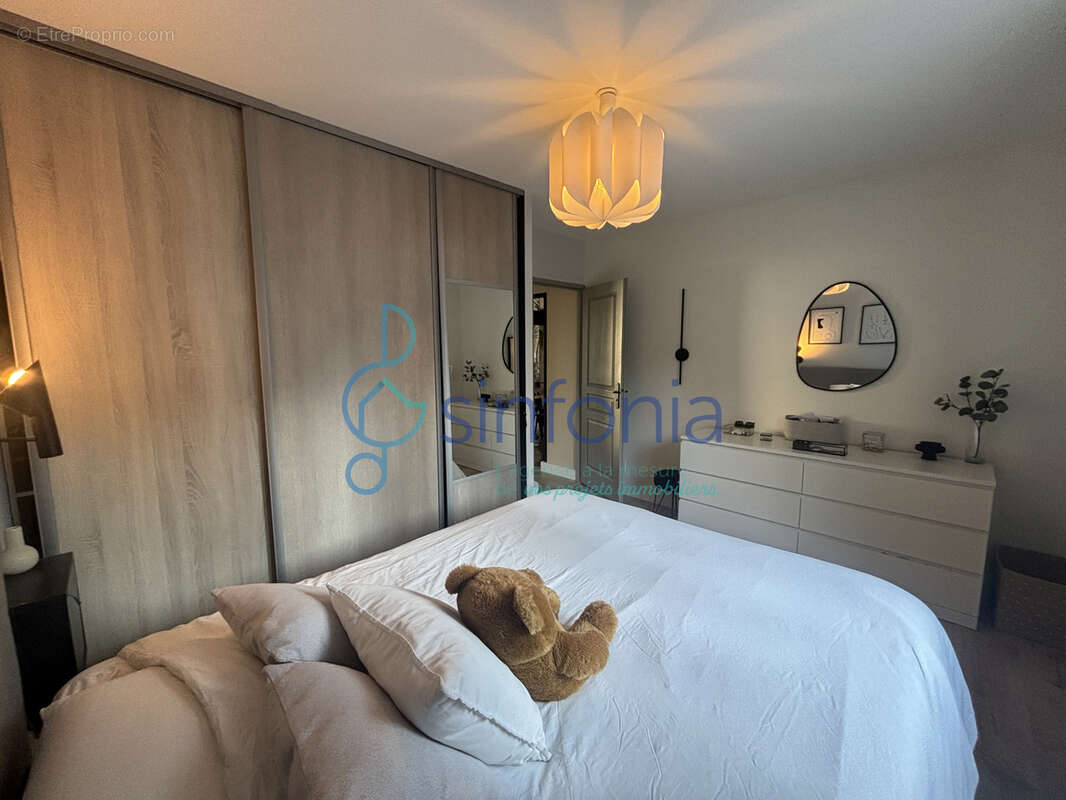 Maison à GALLARGUES-LE-MONTUEUX