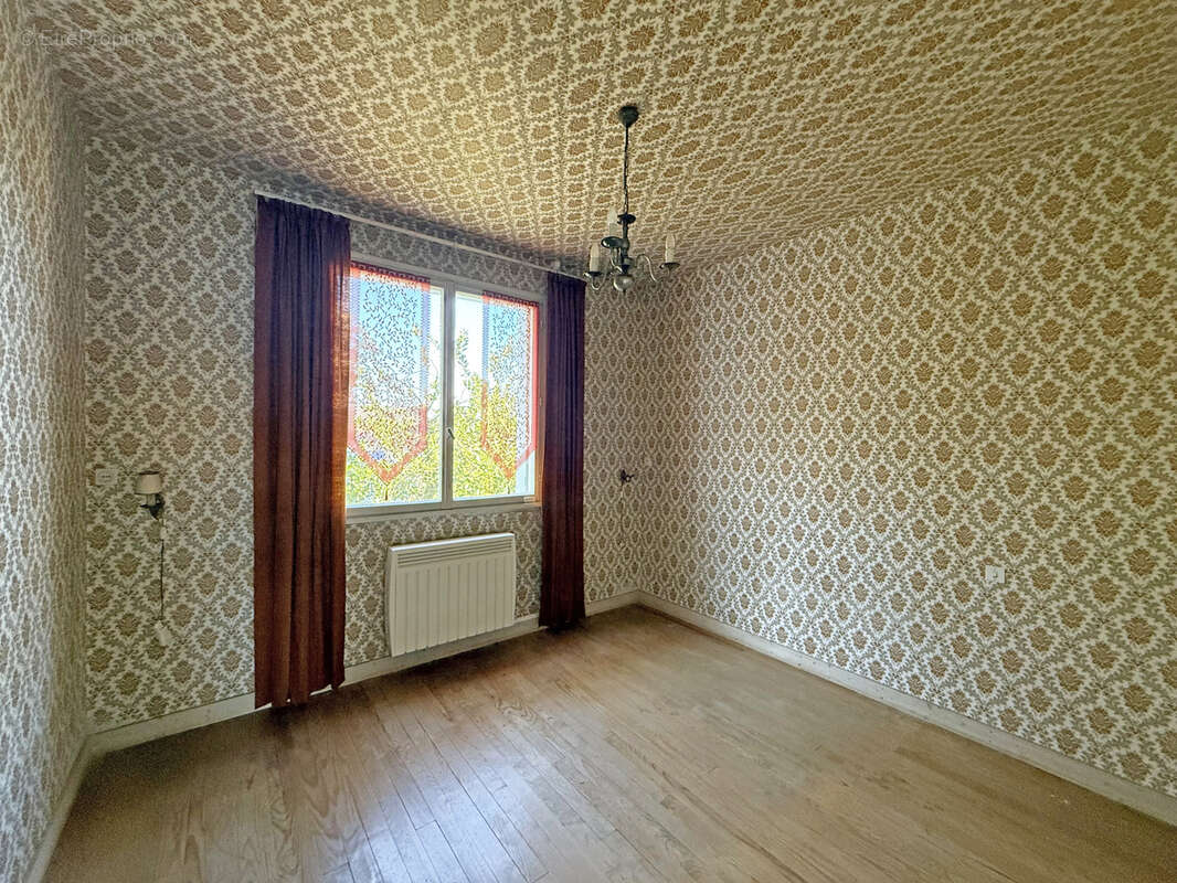 Maison à SAINT-GEORGES-DE-DIDONNE