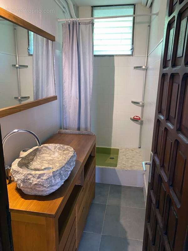 Maison à POINTE-NOIRE